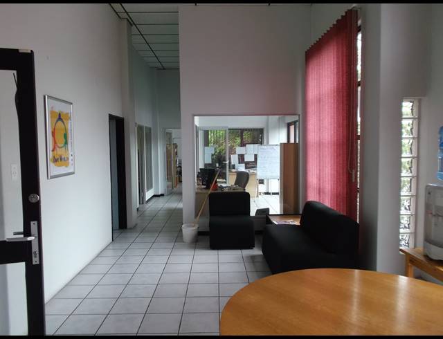 473.30M² OFFICE FOR SALE IN SONHEUWEL
